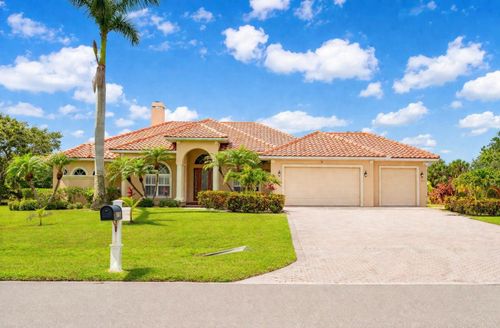6120 9th Avenue Cir Ne, BRADENTON, FL, 34212-9559 | Card Image