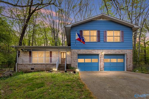 11413 Woodcrest Dr Se, Huntsville, AL, 35803-1625 | Card Image