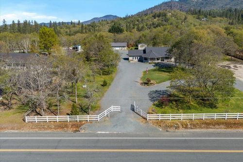 234 Lloyd Dr, Grants Pass, OR, 97526-6823 | Card Image