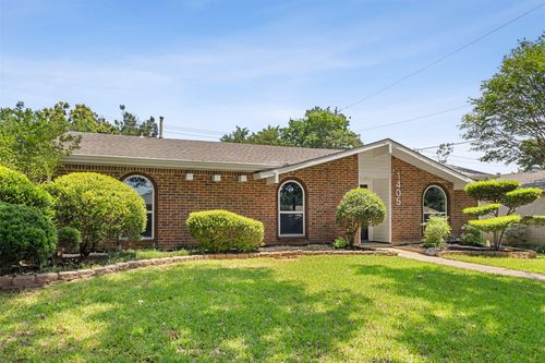1405 Carnation Dr, Lewisville, TX, 75067-4210 | Card Image
