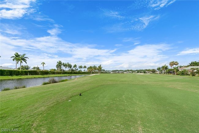 102 - 11089 Harbour Yacht Court, Condo with 3 bedrooms, 2 bathrooms and null parking in Fort Myers FL | Image 23