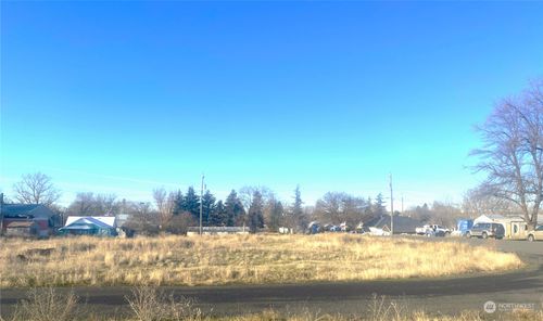 210 N 1st St, Harrington, WA, 99134 | Card Image