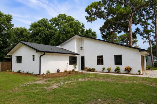 5904 Sunset Boulevard, Fort Pierce, FL, 34982 | Card Image