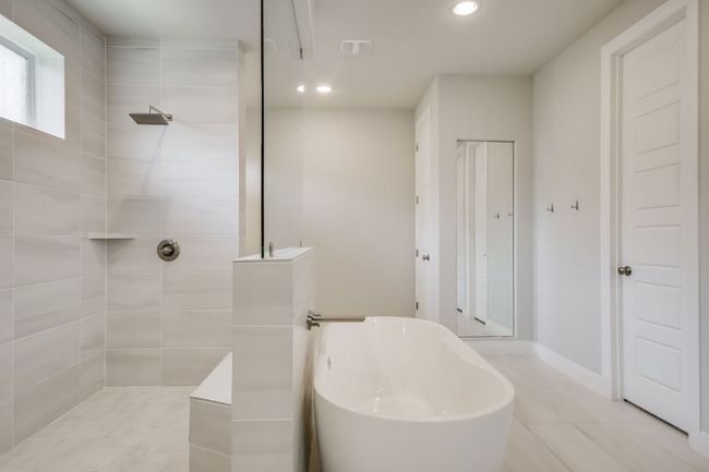 206 Bridge Water Loop, House other with 4 bedrooms, 4 bathrooms and 4 parking in Dripping Springs TX | Image 25