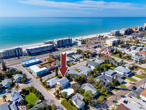 140 142nd Ave E, MADEIRA BEACH, FL, 33708-2225 | Card Image