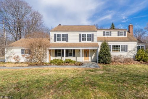 32 Deerfield Rd, Mendham, NJ, 07945-1106 | Card Image