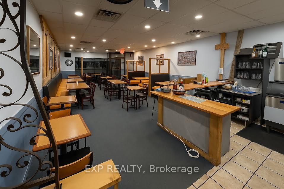 Commercial Sale in Wasaga Beach 2