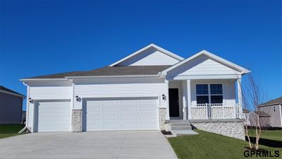 8517 S 184th Way, House other with 4 bedrooms, 1 bathrooms and 3 parking in Gretna NE | Image 1