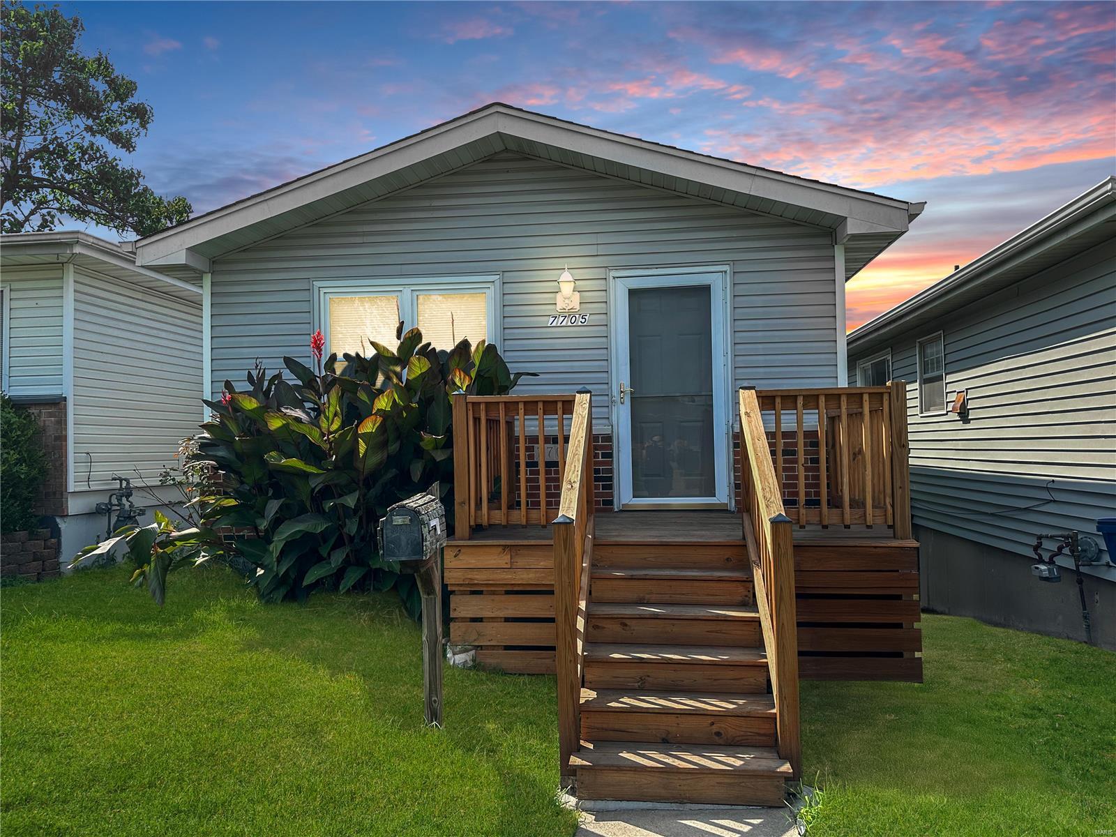 Alaska Ave, Saint Louis, MO 63111