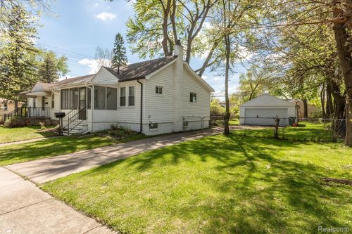 1904 Academy St, Ferndale, MI, 48220-2052 | Card Image