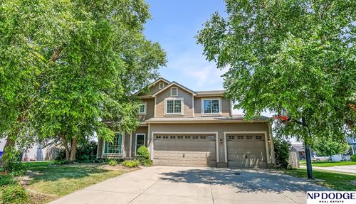 1709 Diane St, Papillion, NE, 68046-8206 | Card Image
