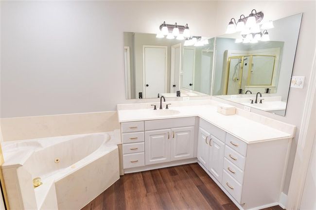 Primary Bath | Image 12