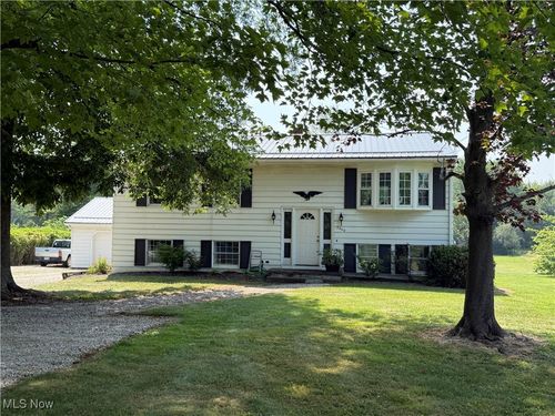 2400 Austinburg Rd, Ashtabula, OH, 44004-8820 | Card Image