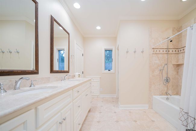 582 Windy Point Dr, House other with 7 bedrooms, 9 bathrooms and null parking in Mt Vernon TX | Image 32