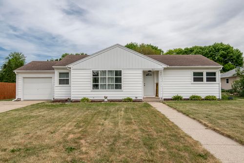 707 N Moreland Blvd, Waukesha, WI, 53188-2913 | Card Image