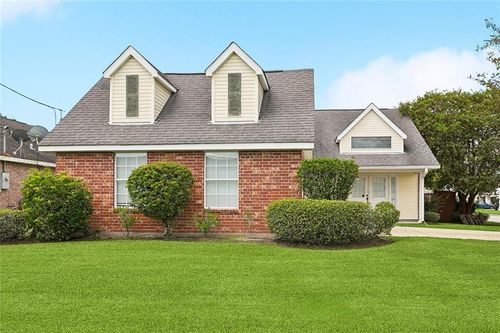 1010 Main St, Belle Chasse, LA, 70037-2740 | Card Image