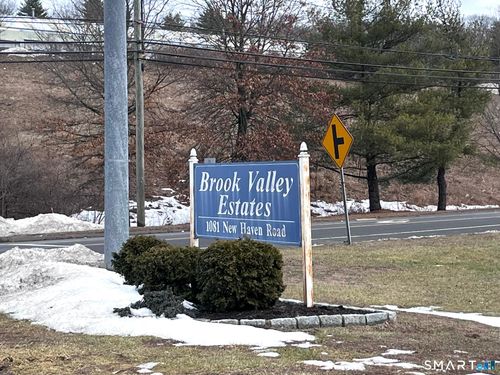 apt-11j-1081 New Haven Rd, Naugatuck, CT, 06770-4777 | Card Image