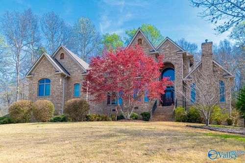 1642 Lake Cove Dr Sw, Decatur, AL, 35603-3350 | Card Image