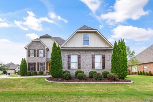12 Maple Tree Ln Sw, Huntsville, AL, 35824-4017 | Card Image