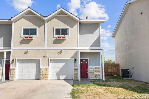 2-8611 Key Windy Way, Converse, TX, 78109-3688 | Card Image