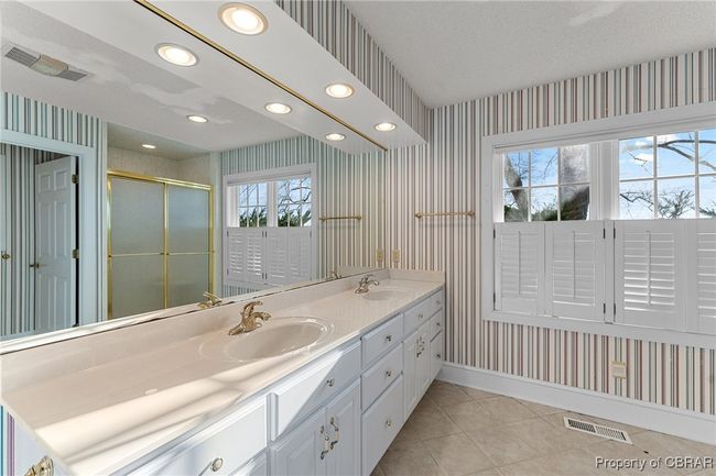 286 Waterbury Rd, House other with 4 bedrooms, 4 bathrooms and null parking in Kilmarnock VA | Image 27
