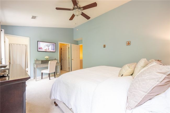 113 Unity Sq, Townhouse with 3 bedrooms, 3 bathrooms and 2 parking in Unity Twp PA | Image 18