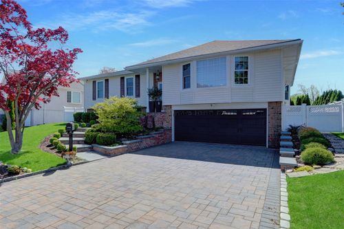 5 Bridle Path, Roslyn, NY, 11576-3115 | Card Image