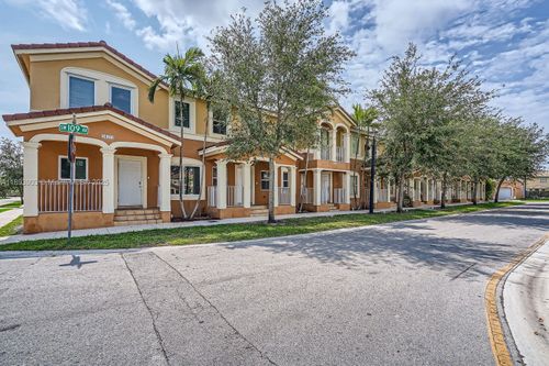24363 Sw 109th Ave, Homestead, FL, 33032-5117 | Card Image