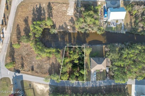 3430 Lumahai Pl, Diamondhead, MS, 39525-3105 | Card Image