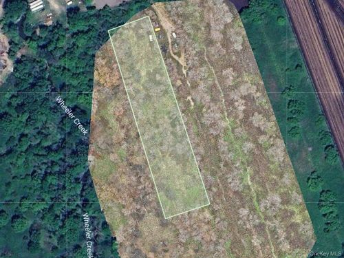 140 Round Hill Rd, Florida, NY, 10921-3039 | Card Image