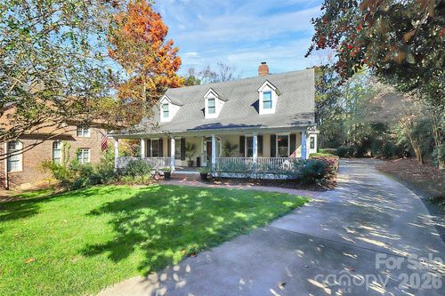 304 S Canterbury Rd, Charlotte, NC, 28211-1838 | Card Image