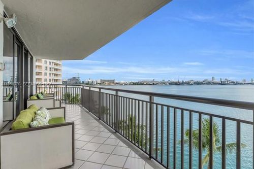 832-540 Brickell Key Dr, Miami, FL, 33131-2645 | Card Image