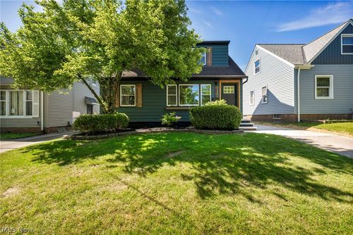 13510 Rockside Rd, Garfield Heights, OH, 44125-5172 | Card Image
