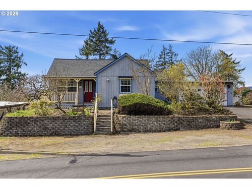 319 N 3rd St, Kalama, WA, 98625-9506 | Card Image