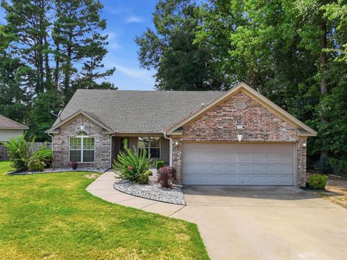219 Madrid Dr, Benton, AR, 72015-4738 | Card Image