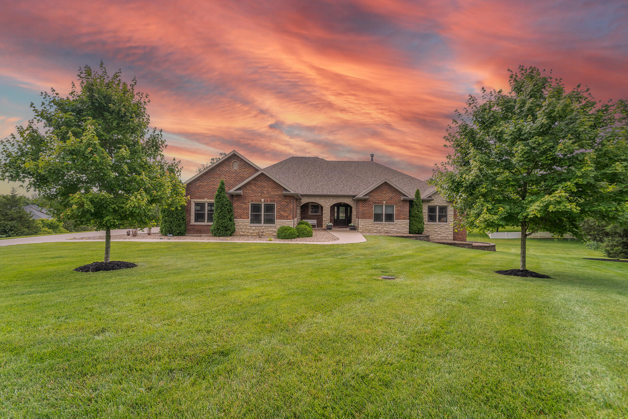 Summerhill Rdg, Jefferson City, MO 65109