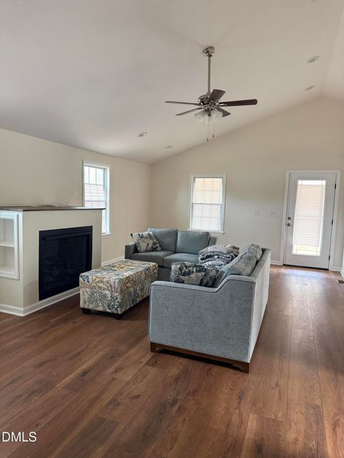 6340 Sunset Lake Rd, Fuquay Varina, NC, 27526-8608 | Card Image