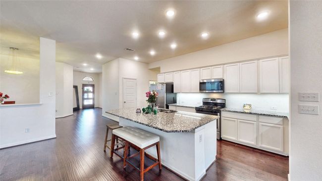 1636 Pike Dr, House other with 4 bedrooms, 3 bathrooms and null parking in Forney TX | Image 5