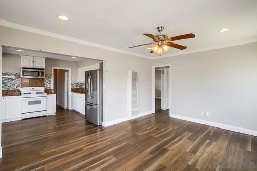 6327 Newsome Dr, San Diego, CA, 92115-7017 | Card Image