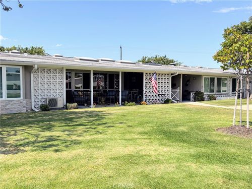 m2-45e-1543 Merion Way, Seal Beach, CA, 90740-4981 | Card Image
