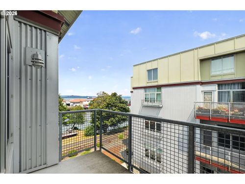 a408-3930 Abbey Ln, Astoria, OR, 97103-2238 | Card Image