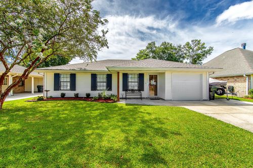 506 Louis Dr, Houma, LA, 70364-2211 | Card Image
