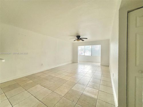 apt-121-1305 W 46th St, Hialeah, FL, 33012-3265 | Card Image