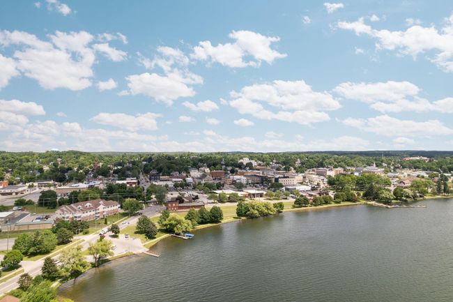 UNIT-104 - 301 N Lake St, Condo with 2 bedrooms, 2 bathrooms and null parking in Cadillac MI | Image 42