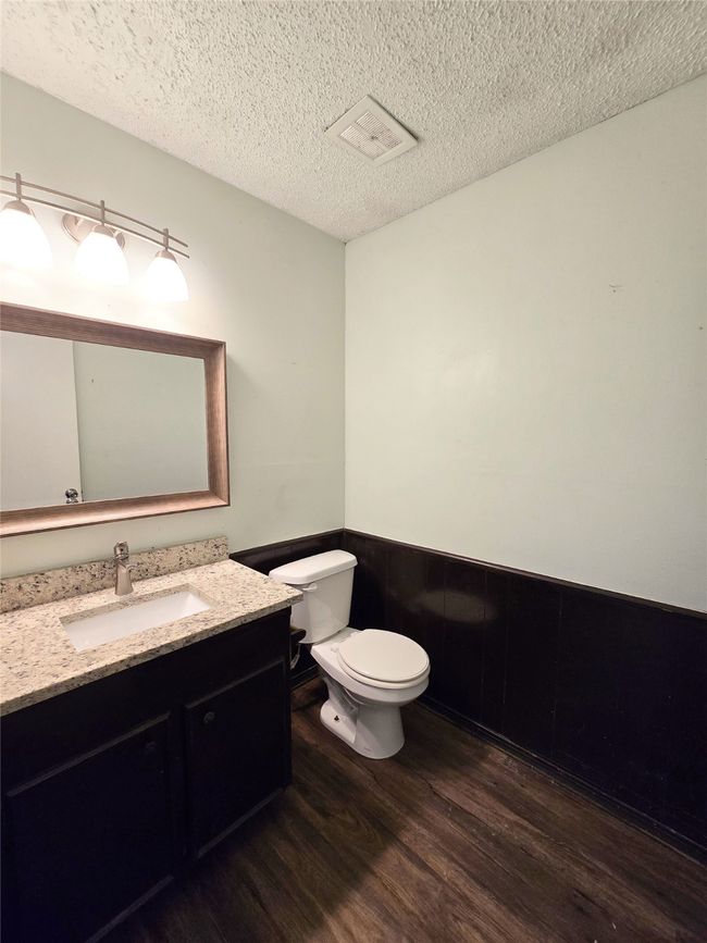 1301 Cliff Ct, House other with 3 bedrooms, 3 bathrooms and null parking in Edgecliff Village TX | Image 24