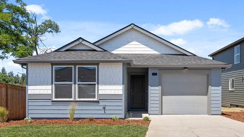 214 Darlington, Medford, OR, 97501 | Card Image