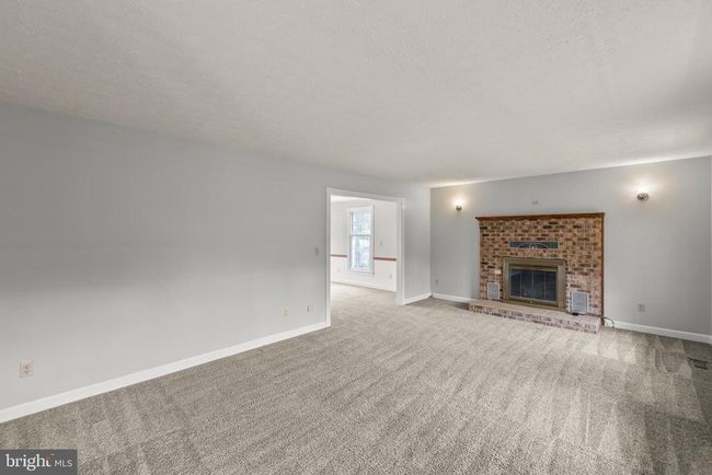 7519 N Frederick Pike, House other with 3 bedrooms, 4 bathrooms and null parking in CROSS JUNCTION VA | Image 4