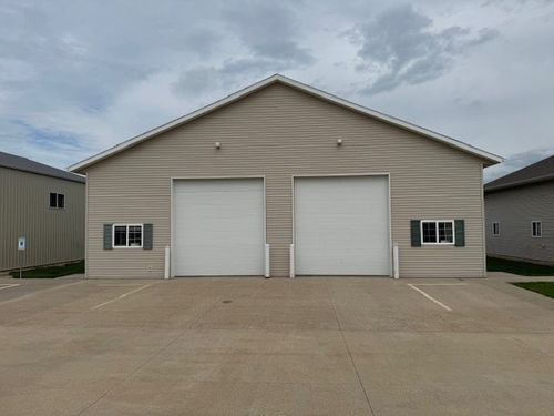 b-1154 Capital Dr Sw, Cedar Rapids, IA, 52404-9063 | Card Image