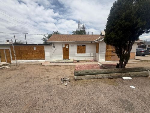 1317 Edith Blvd Se, Albuquerque, NM, 87102-4626 | Card Image