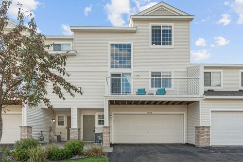17824 66th Ave N, Maple Grove, MN, 55311-3972 | Card Image